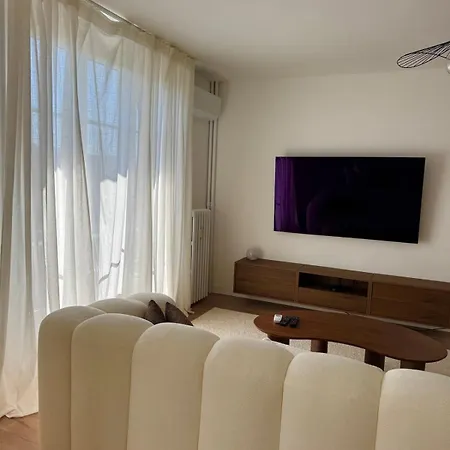 Appartement T3, Centre,clim Et Parking *